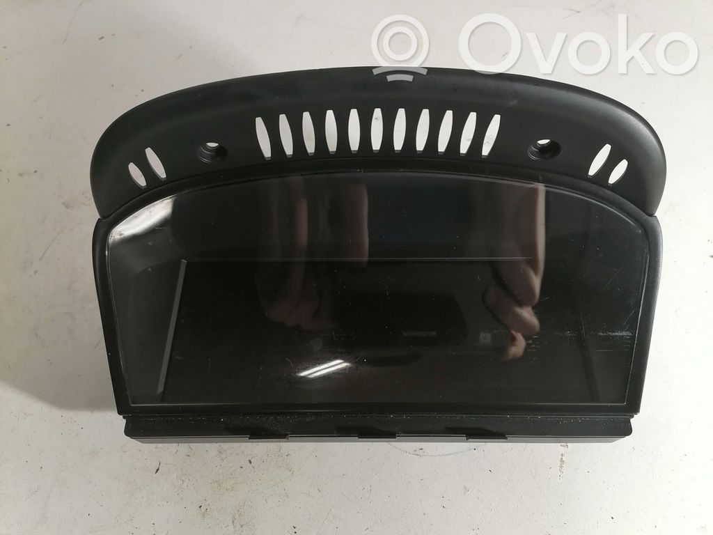 Screen/display/small screen   6973546,65826973546