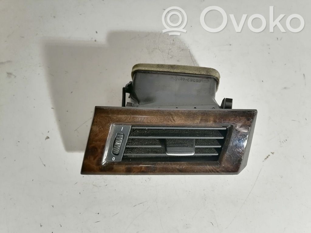 BMW 5 E60 E61 Šoninės oro grotelės 
