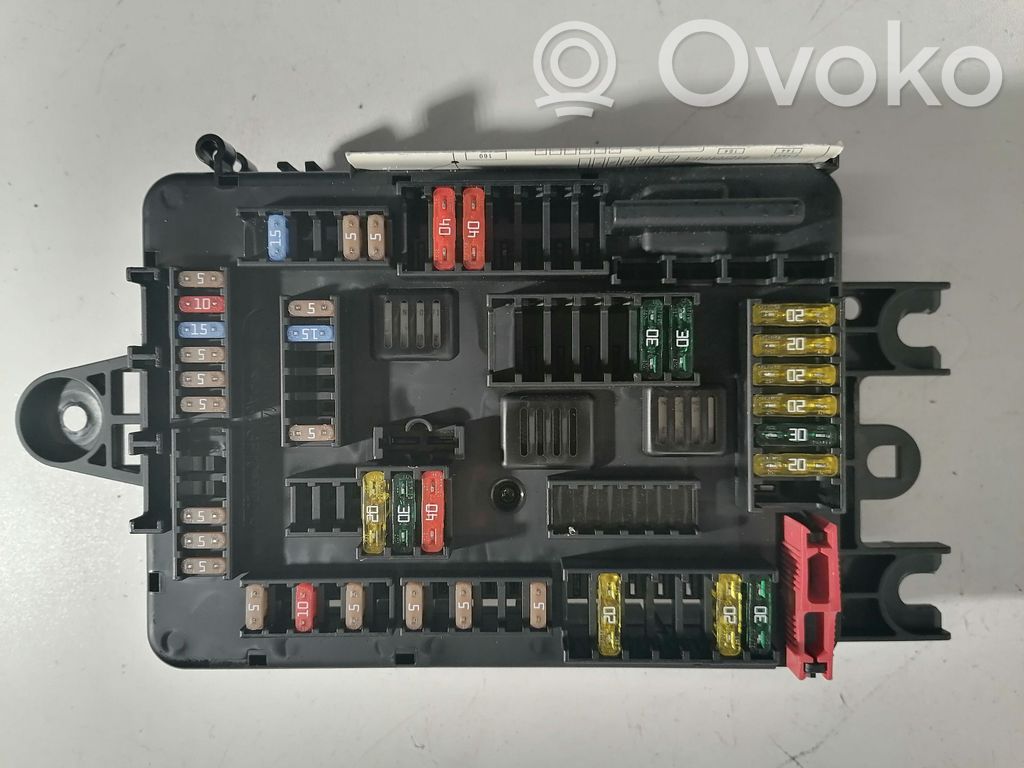 BMW 1 F20 F21 Fuse module 