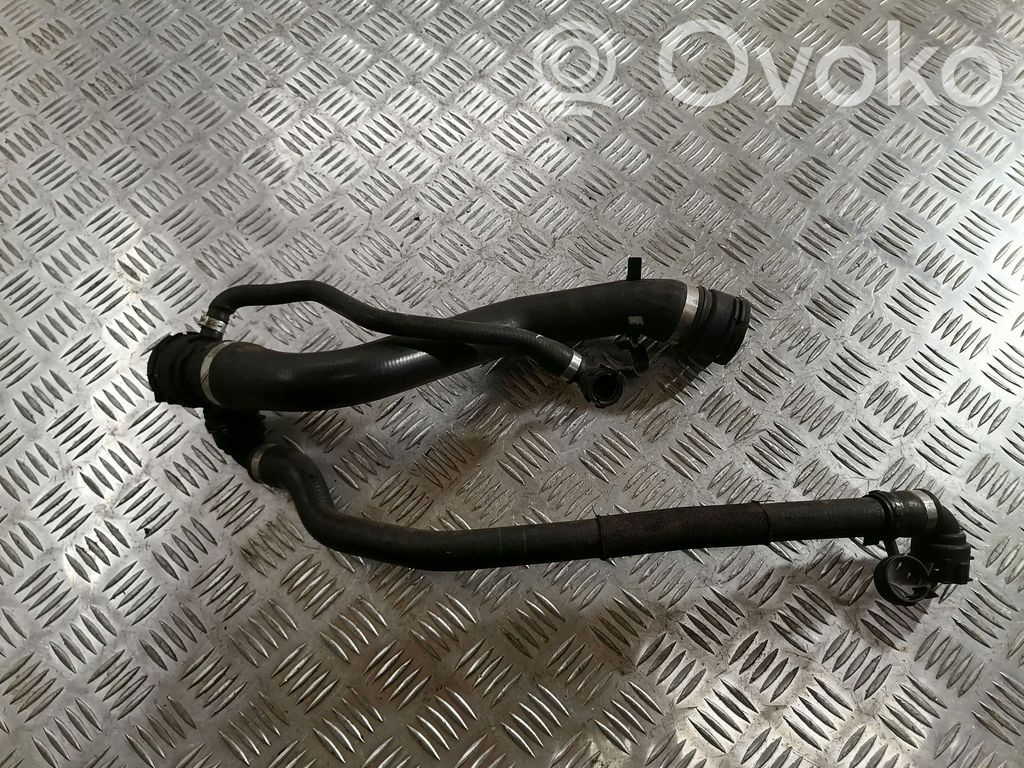 BMW 5 E60 E61 Engine coolant pipe/hose 