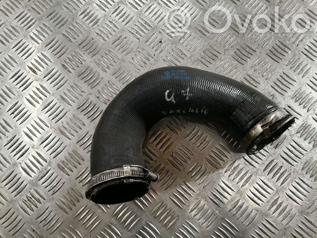 Audi Q7 4L Engine coolant pipe/hose 