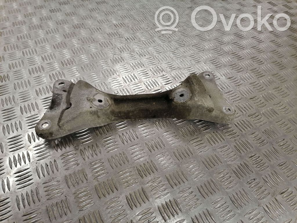 BMW 3 F30 F35 F31 Pārnesumkārbas stiprinājuma kronšteins 
