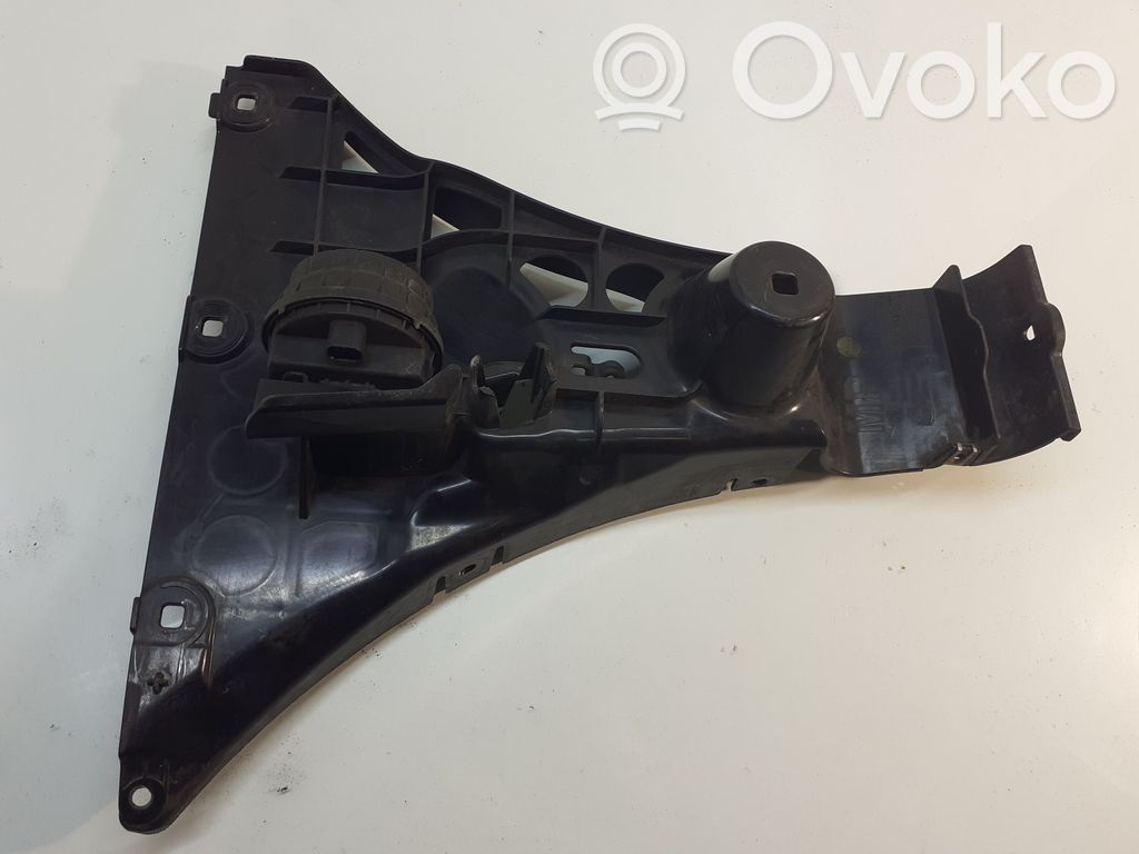 BMW 5 E60 E61 Galinis laikiklis bamperio 
