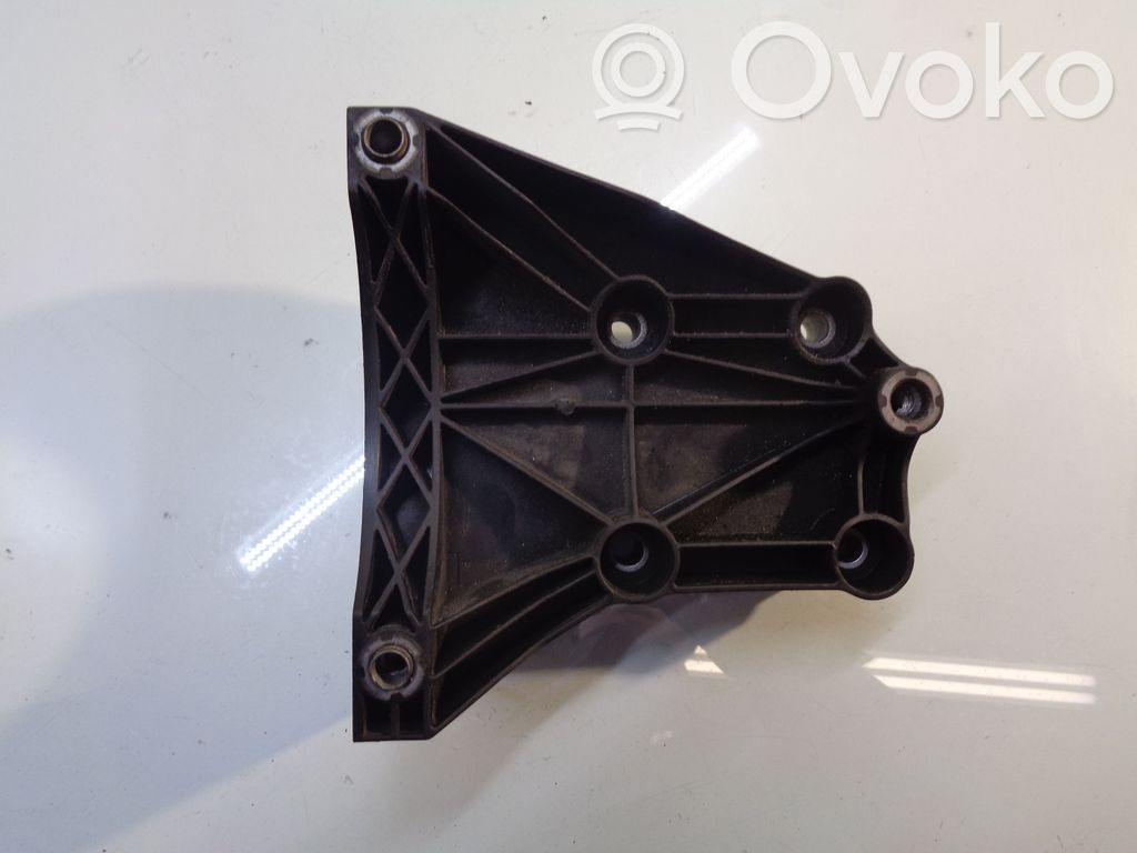 BMW 5 E60 E61 Support de compresseur de clim 
