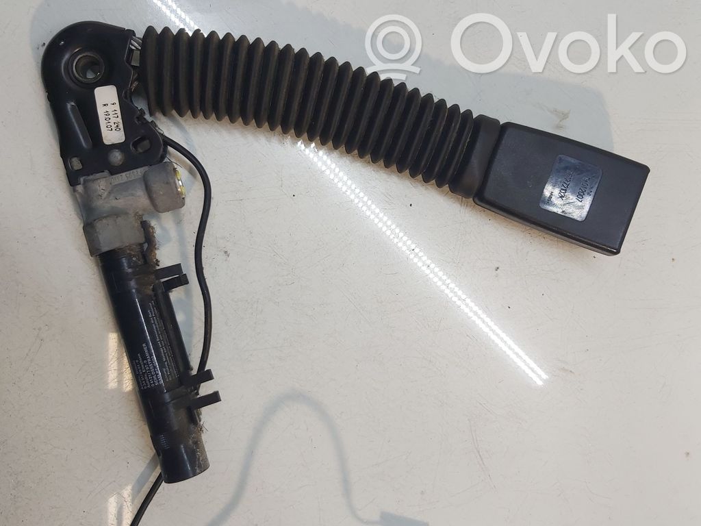 BMW 5 E60 E61 Sagtis diržo priekinė 