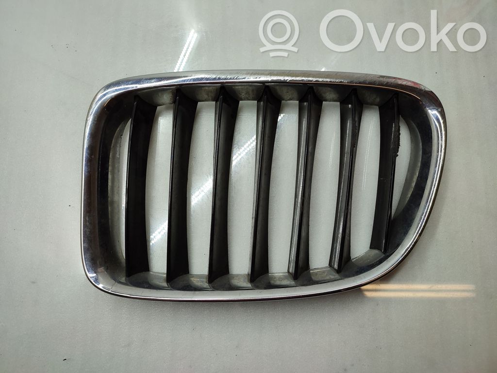 BMW X1 E84 Front bumper upper radiator grill 