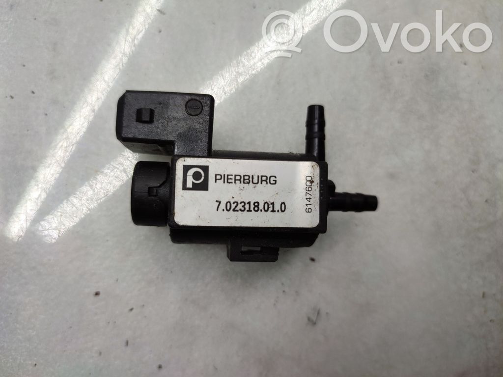 Vacuum valve   702318010