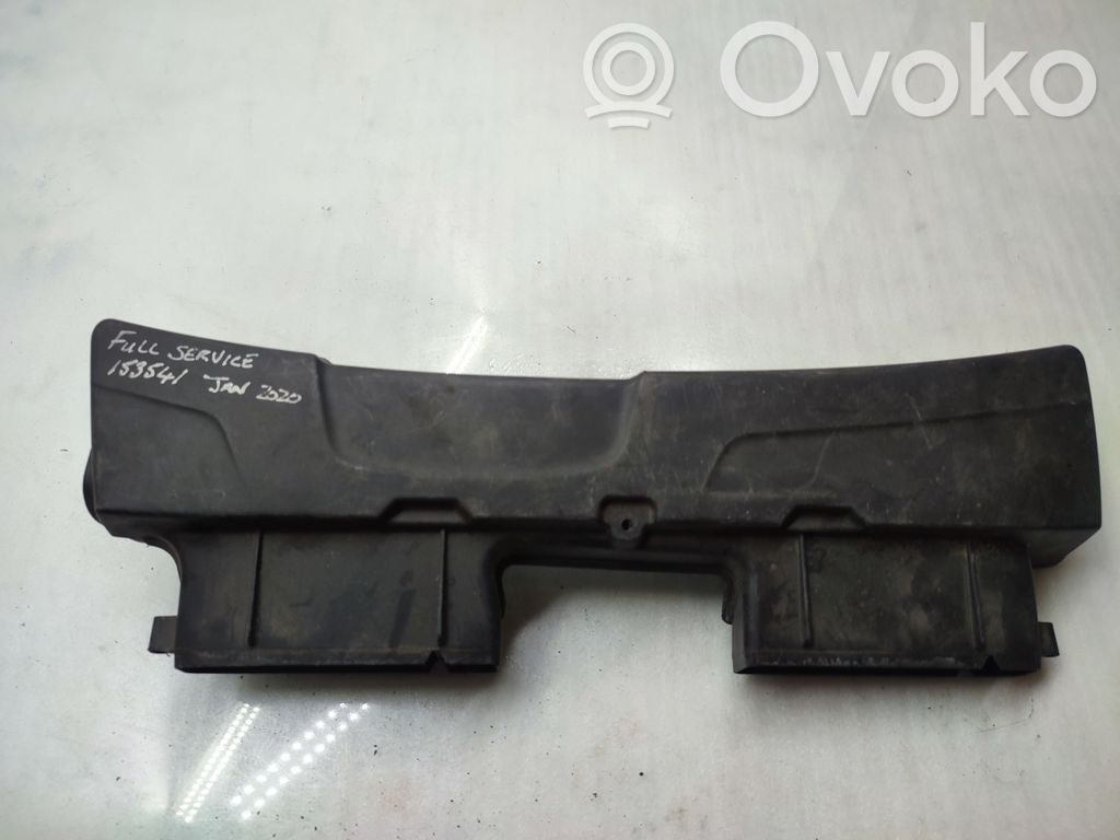 BMW 3 E90 E91 Oro paėmimo kanalo detalė (-ės) 