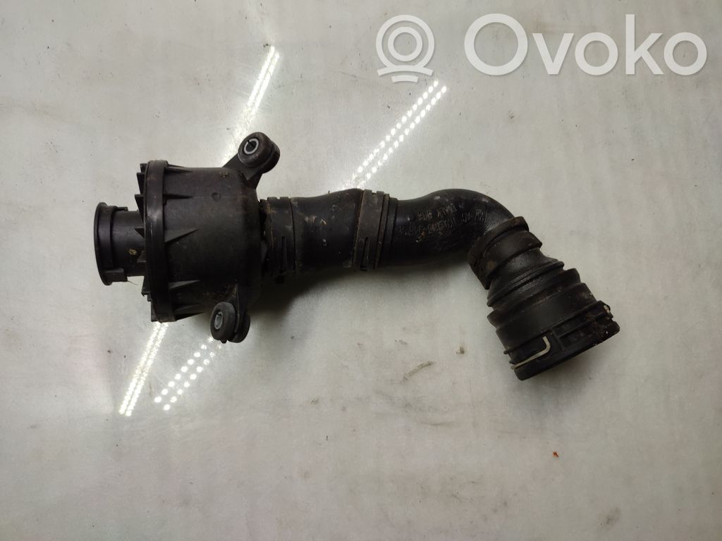 Volkswagen Jetta V Intake resonator 