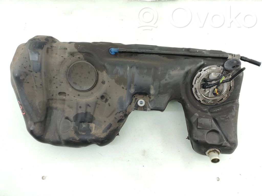 BMW 4 F32 F33 Zbiornik paliwa 