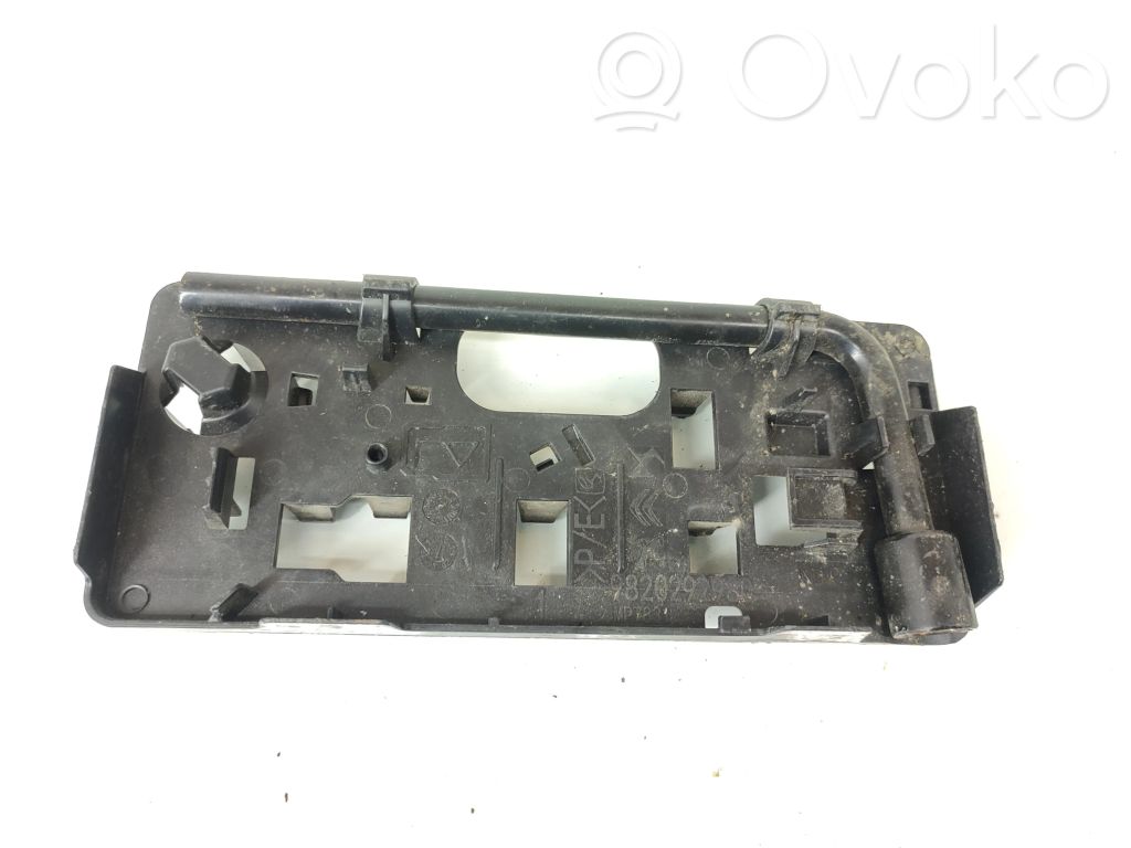 Renault Megane III Tool box 