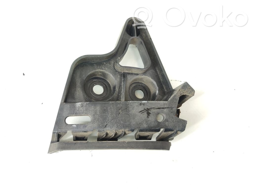 Rear bumper mounting bracket   7127718