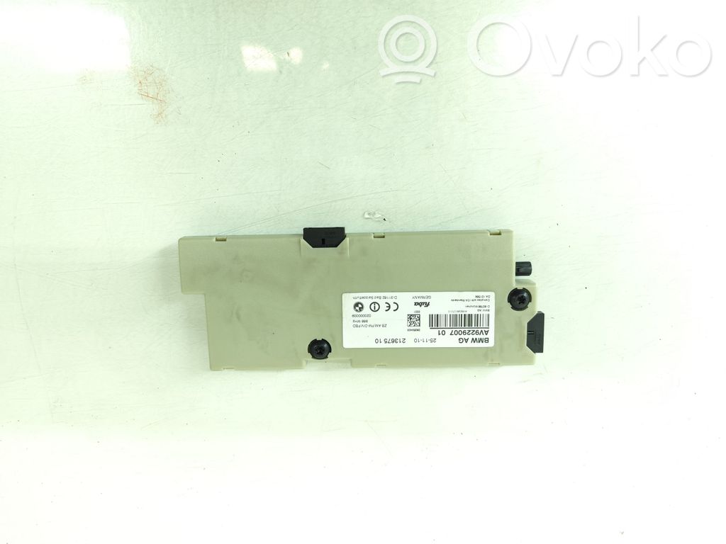 BMW 5 F10 F11 Aerial antenna amplifier 