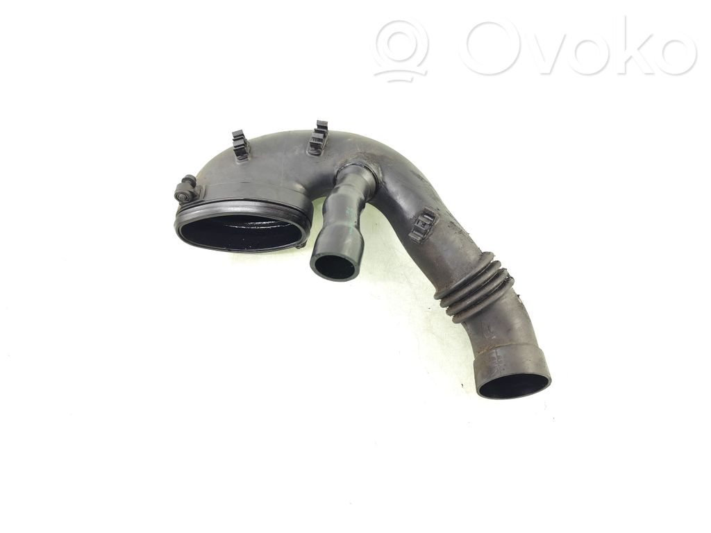 BMW 3 E46 Turboahtimen ilmanoton letku 