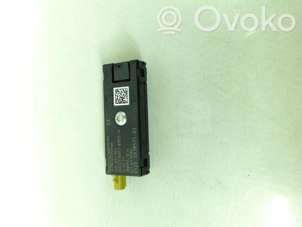 BMW 3 G20 G21 Antenos stiprintuvas 