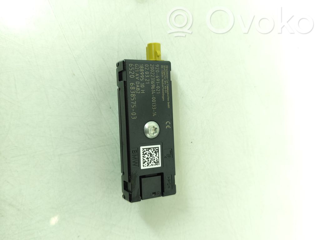 BMW 3 G20 G21 Antenos stiprintuvas 