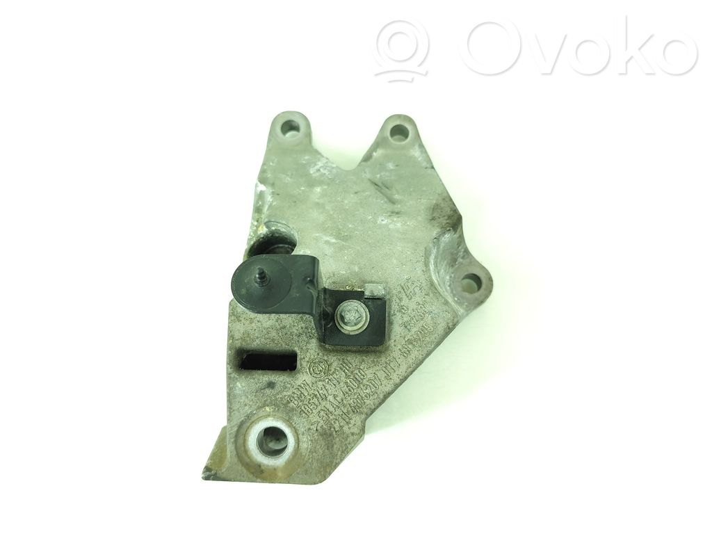BMW 3 G20 G21 Engine mounting bracket 