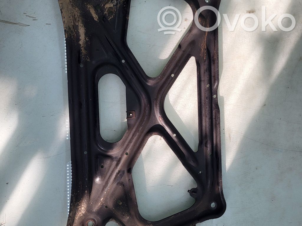 Engine splash shield/under tray   4H0399345M