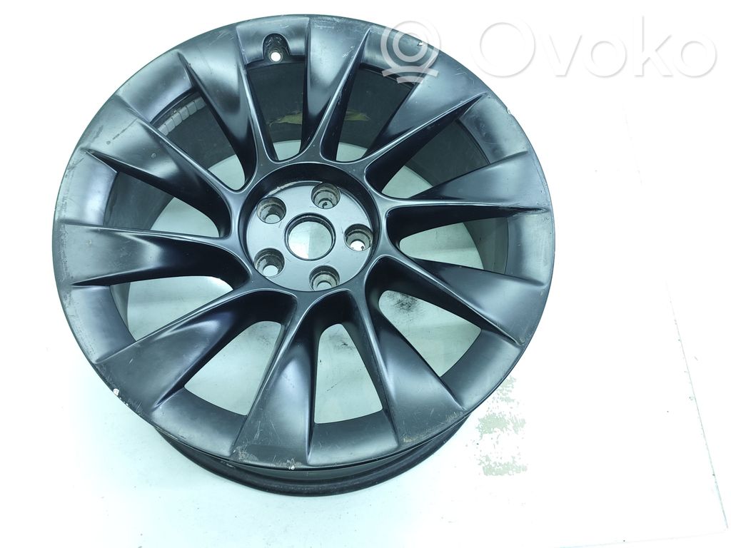 Tesla Model 3 R20-alumiinivanne 