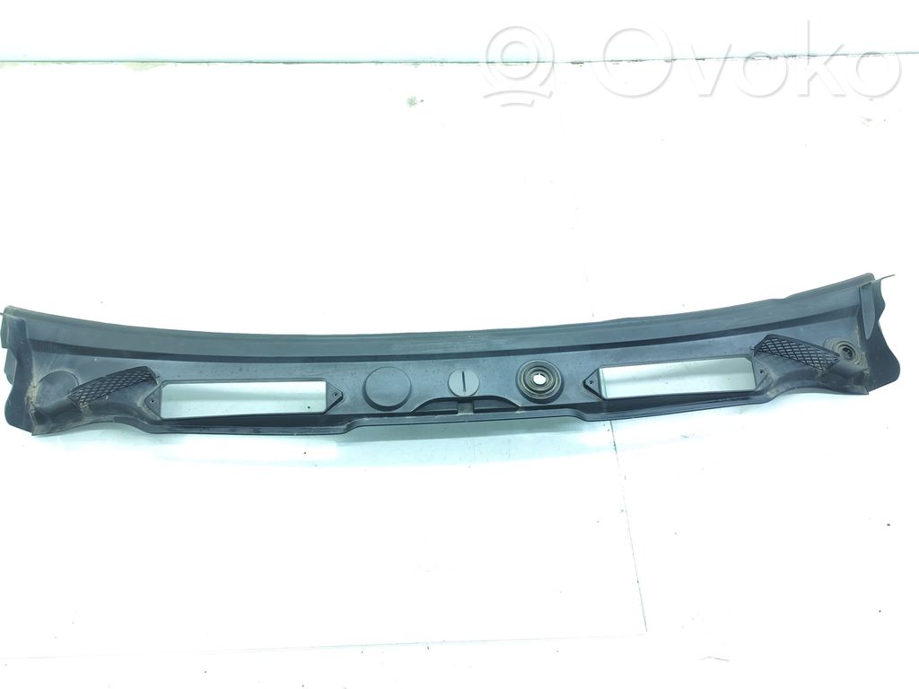 BMW X1 E84 Wiper trim 