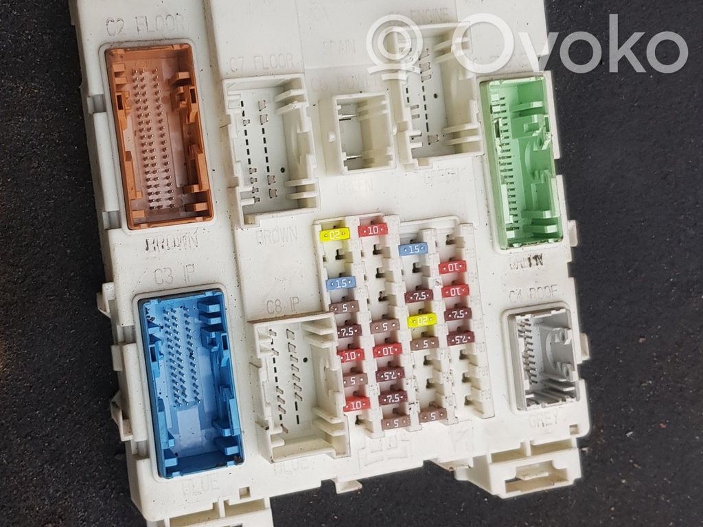 Volvo V40 Fuse module 