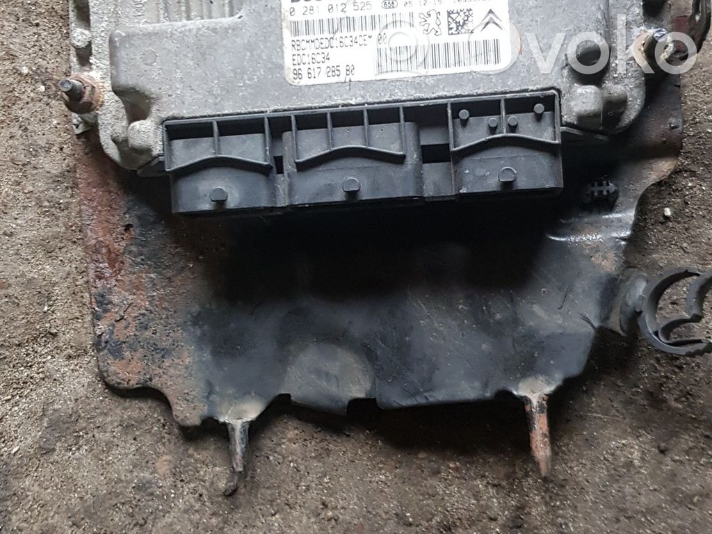 Peugeot 206 Engine control unit/module 