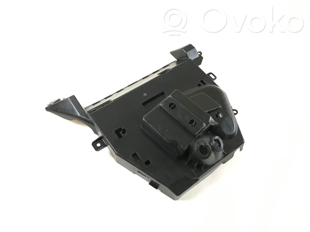 Volvo XC60 Other engine bay part 