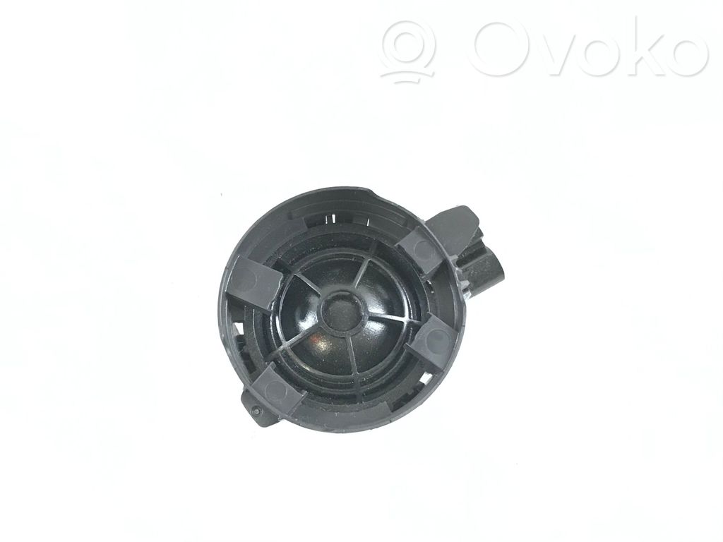 Audi A3 S3 8V Etuoven diskanttikaiutin 