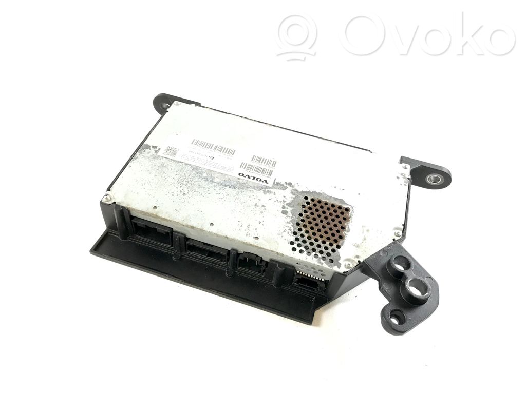 Volvo S90, V90 Garso stiprintuvas 