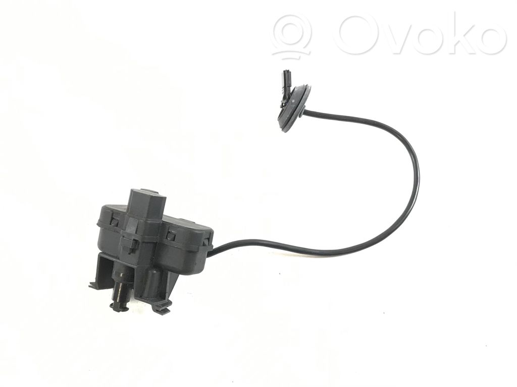Volkswagen Golf VI Motor de la tapa sellante del depósito de combustible 