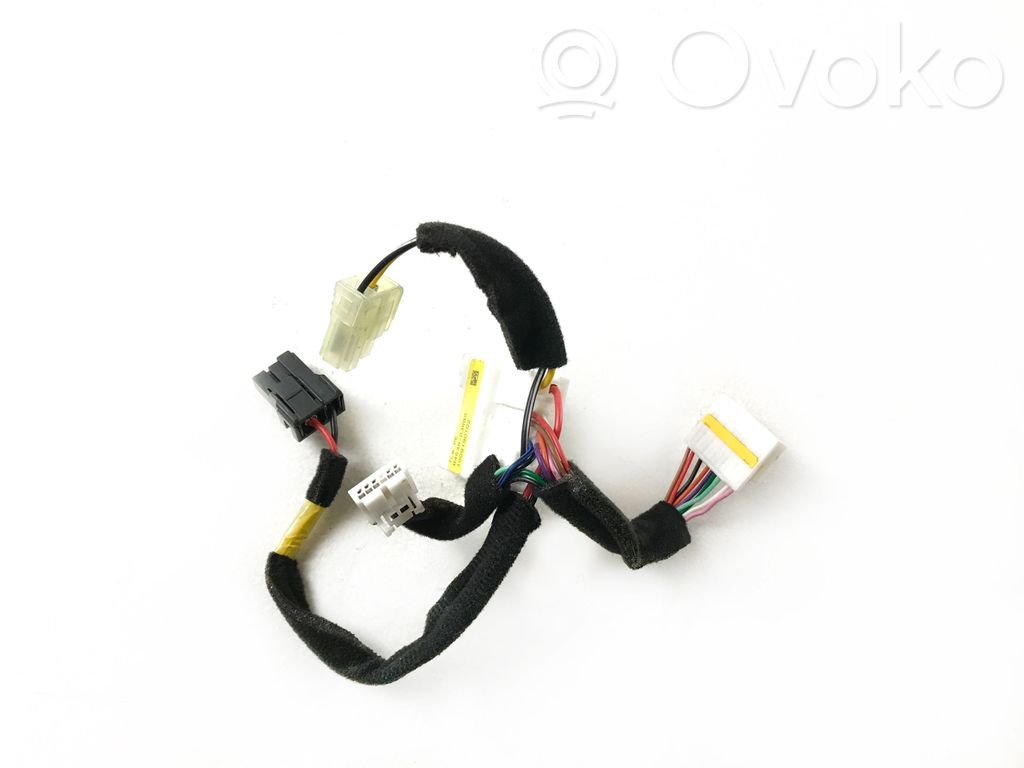 Enchufe conector USB   84636D3RB0