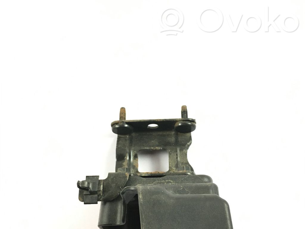 Opel Astra J Alte piese compartiment motor 