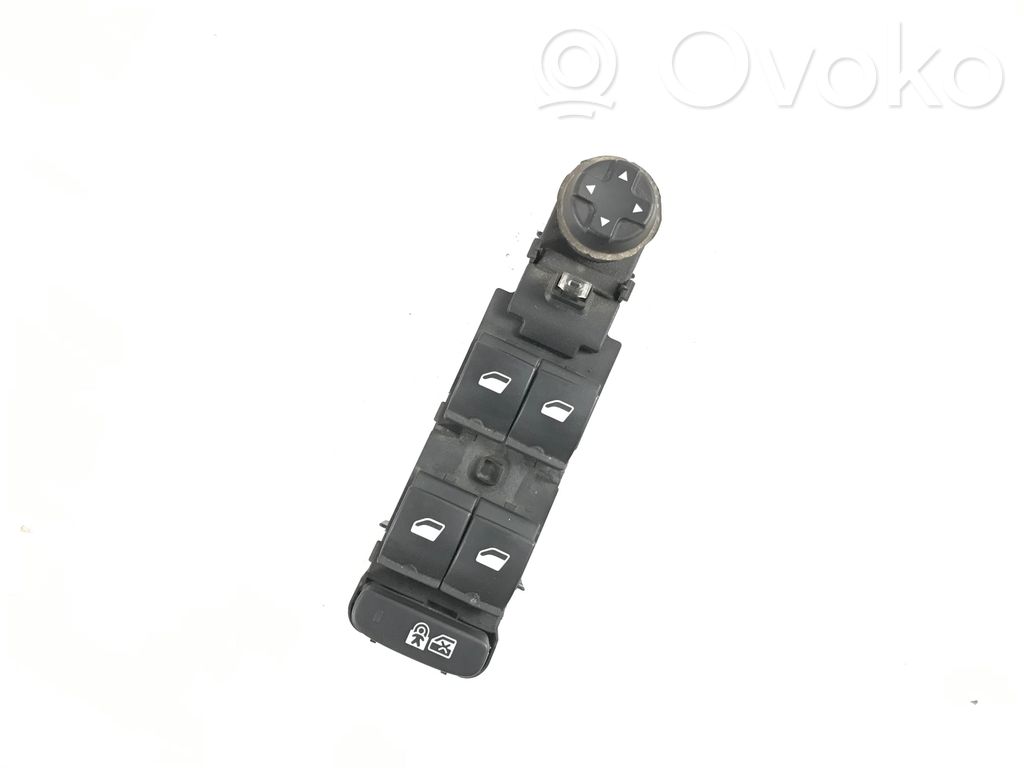 Peugeot 508 Electric window control switch 