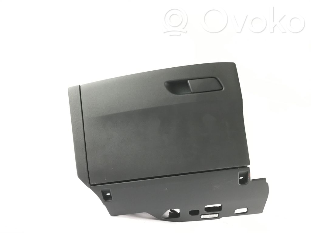 Audi A4 S4 B9 8W Guantera 