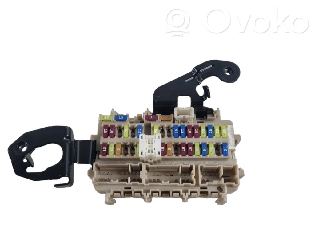 Renault Kadjar Fuse module 