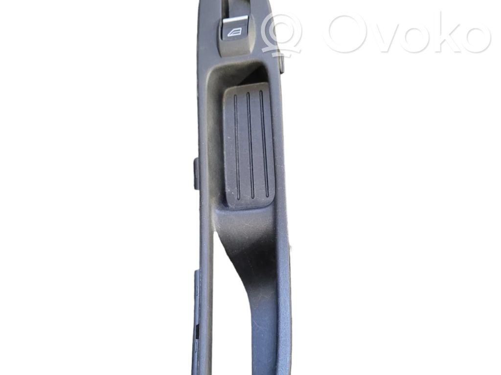 Ford Focus Electric window control switch 