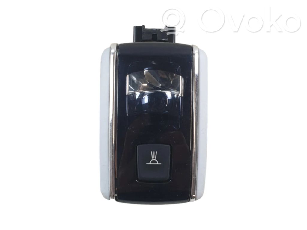 Peugeot 508 Rear seat light 