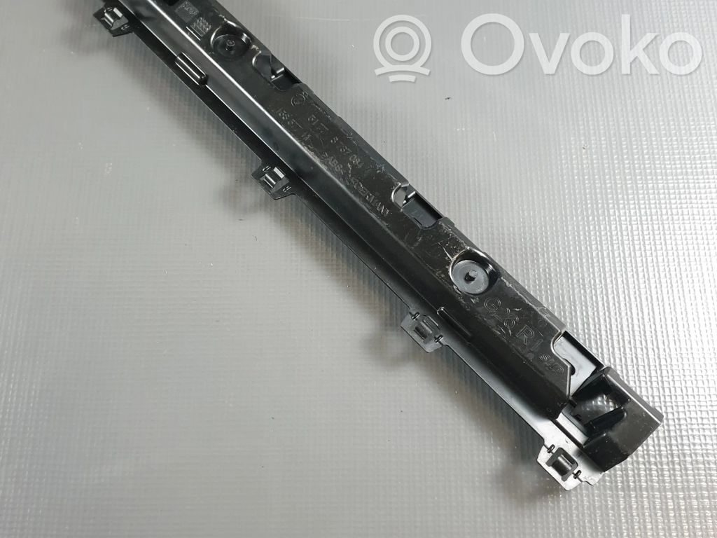 BMW i4 Sill supporting ledge 