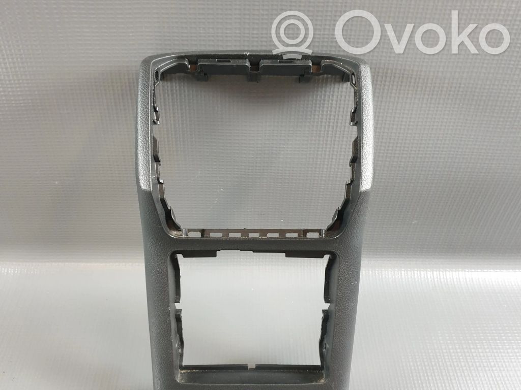 Skoda Superb B8 (3V) Other center console (tunnel) element 