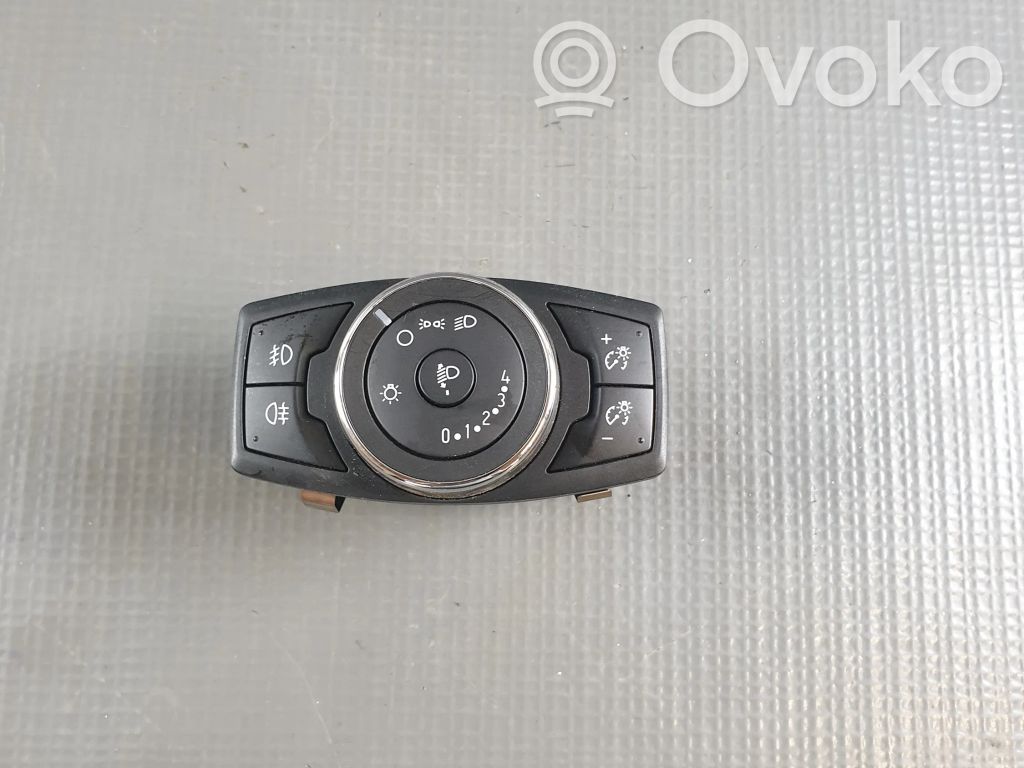 Ford Ecosport Light switch 