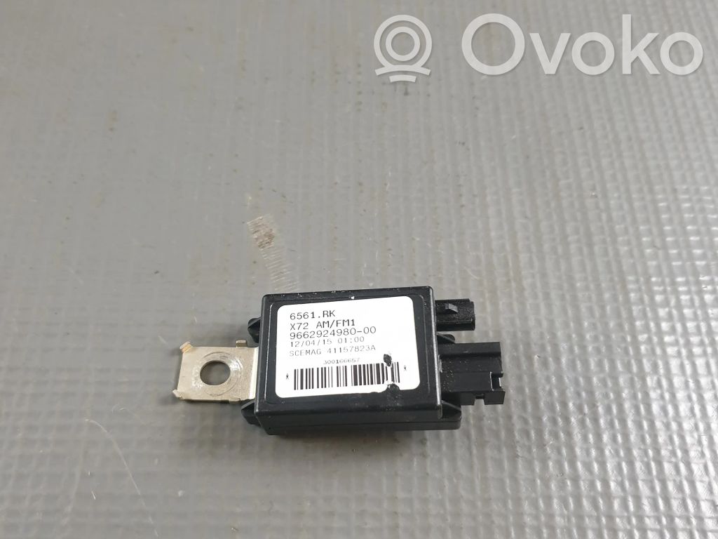 Citroen C5 Antenos stiprintuvas 