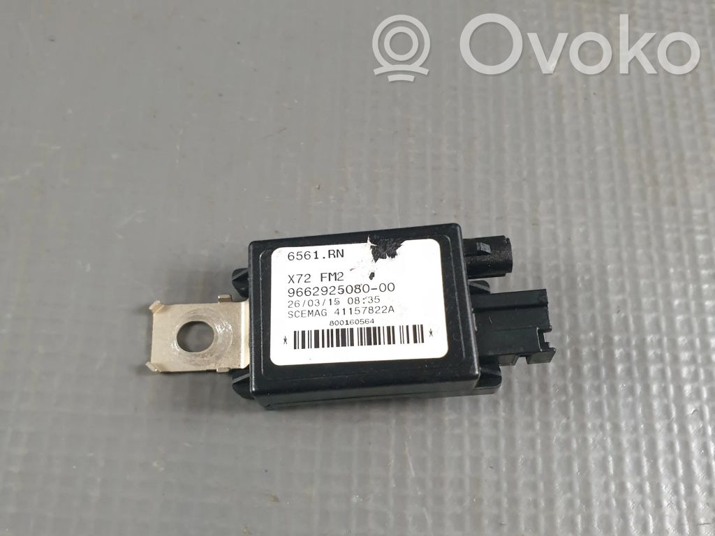 Citroen C5 Antenos stiprintuvas 