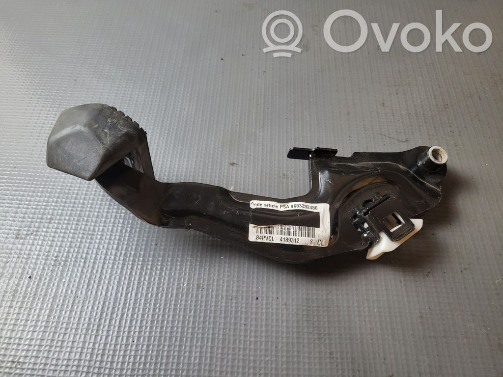 Peugeot 208 I Bremspedal 