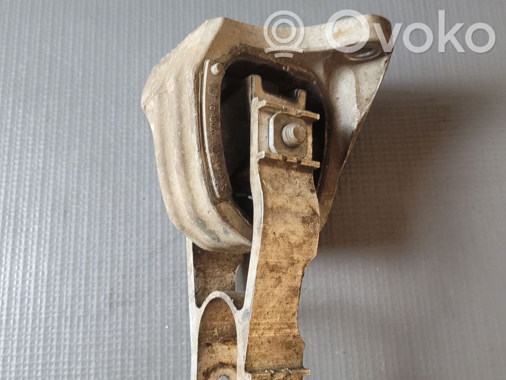 Volvo V90 Cross Country Gearbox mount 