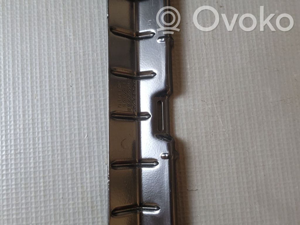 Volvo XC60 Akun kiinnike 