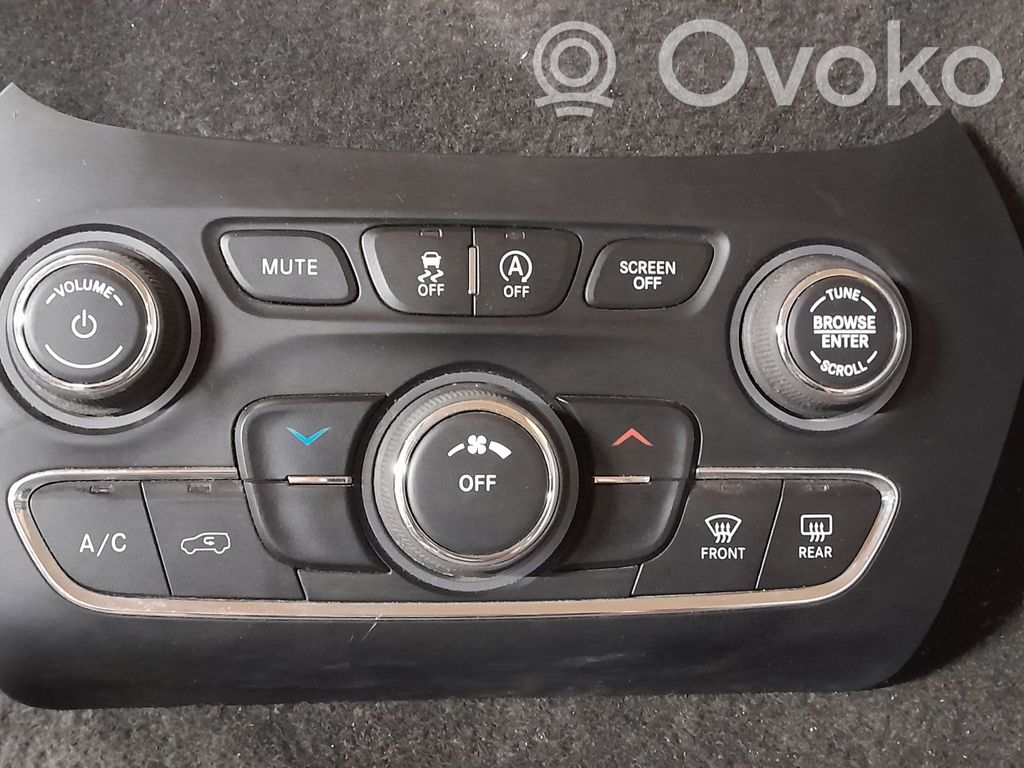 Jeep Cherokee Climate control unit 