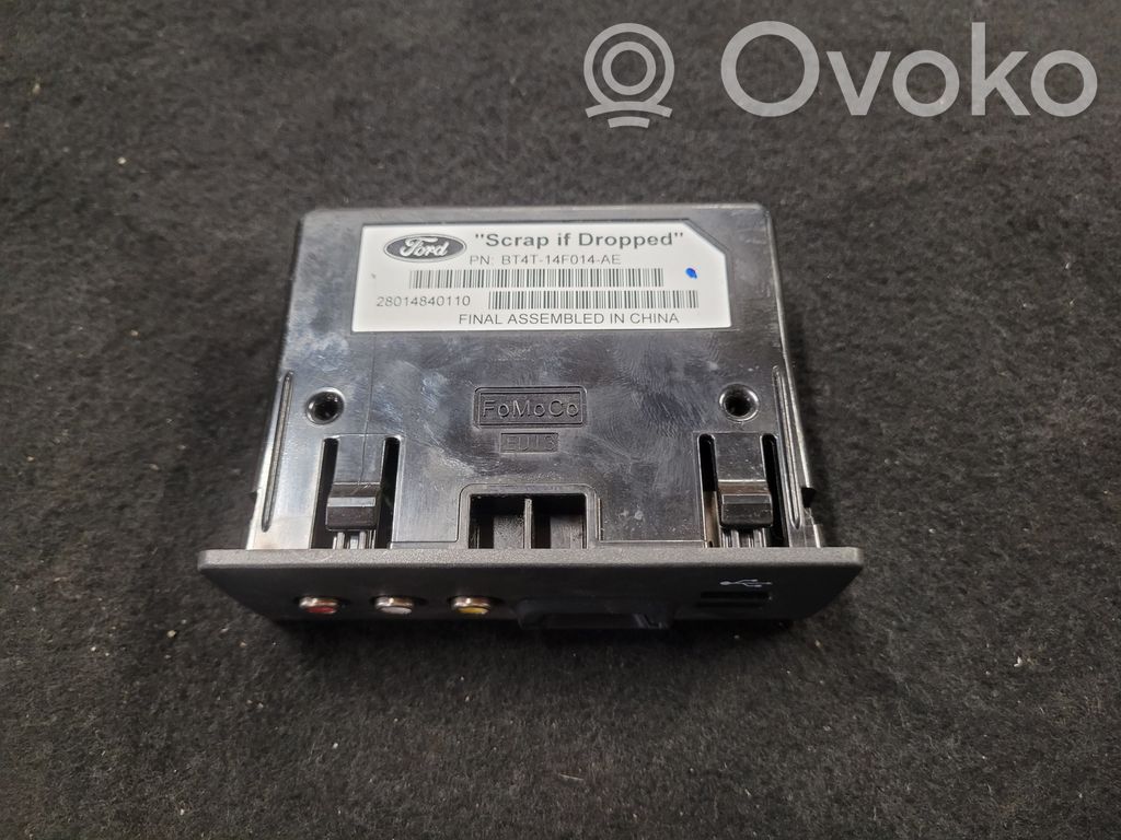 Ford Fusion II USB jungtis 