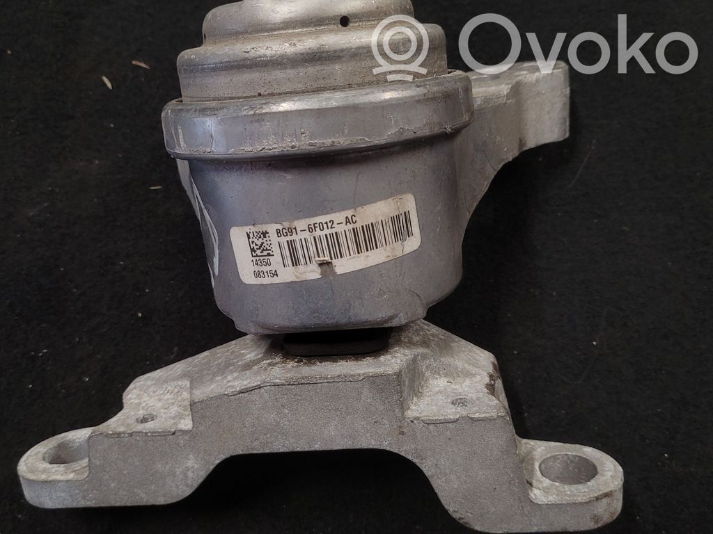 Ford Fusion II Engine mount bracket 