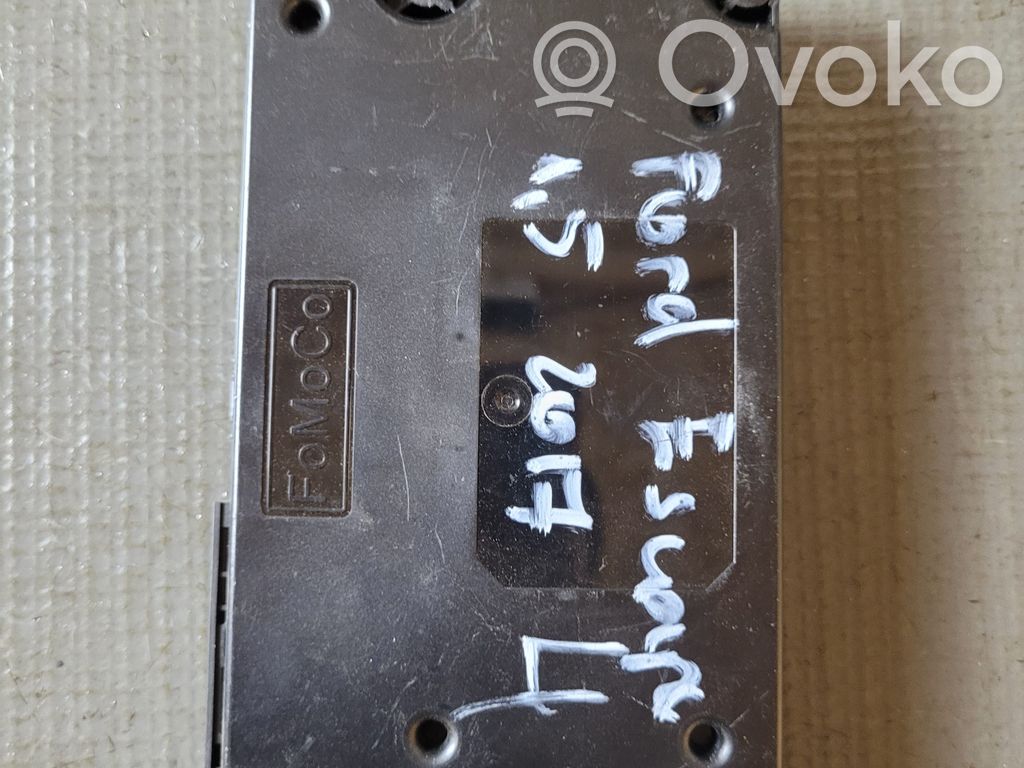 Ford Escape III Voice control module 