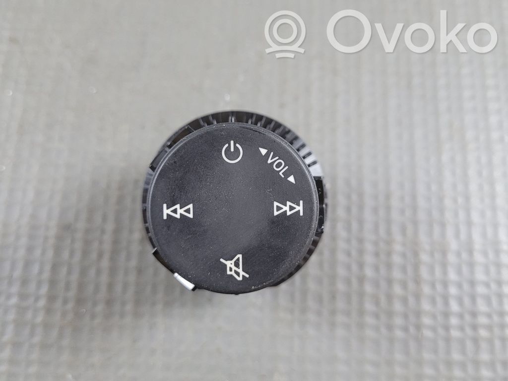 Sound control switch   8Y0919616A